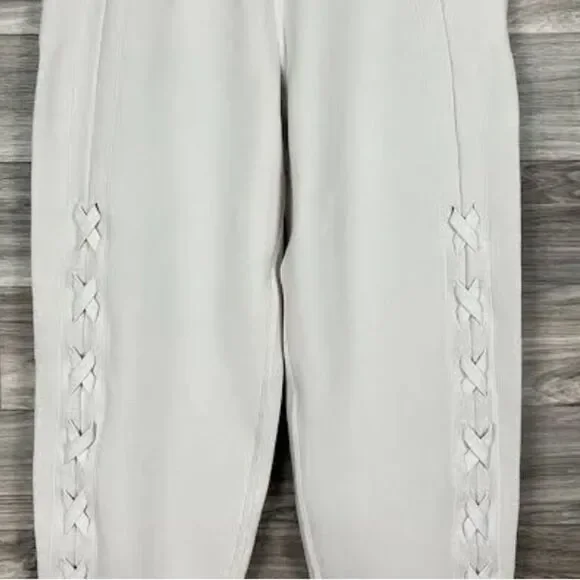 NWT LULULEMON BRAIDED DETAIL HIGH RISE JOGGER 8 white cream NWT  FLEECE 8 - Picture 4 of 7